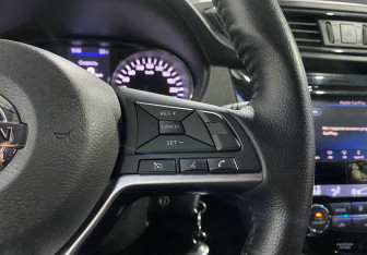 Подержанный автомобиль Nissan Qashqai 2022 года (16 фото)