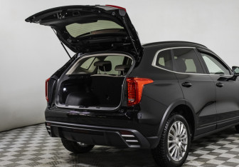 Подержанный автомобиль Haval Jolion 2024 года (18 фото)