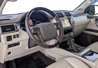 Подержанный автомобиль Lexus GX 2018 года (15 фото)