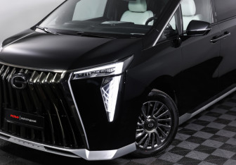 Подержанный автомобиль GAC M8 2023 года (28 фото)