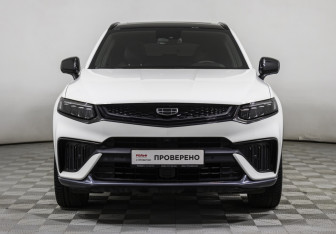 Подержанный автомобиль Geely Tugella 2022 года (2 фото)