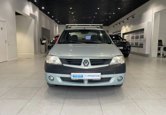 Подержанный автомобиль Renault Logan Sedan 2006 года (2 фото)