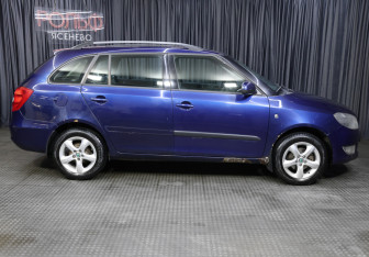 Подержанный автомобиль Skoda Fabia Wagon 2012 года (4 фото)