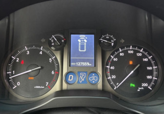 Подержанный автомобиль Lexus GX 2010 года (15 фото)