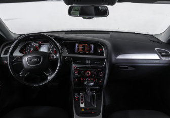 Подержанный автомобиль Audi A4 Sedan 2014 года (14 фото)