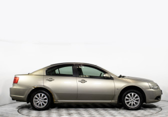 Подержанный автомобиль Mitsubishi Galant Sedan 2008 года (4 фото)