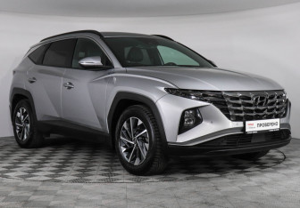 Подержанный автомобиль Hyundai Tucson 2022 года (3 фото)