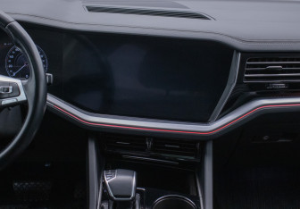 Подержанный автомобиль Volkswagen Touareg 2019 года (13 фото)