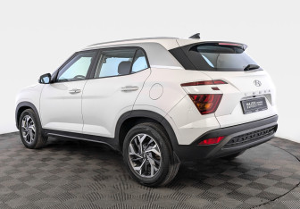 Подержанный автомобиль Hyundai Creta 2021 года (7 фото)