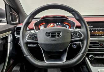 Подержанный автомобиль Geely Coolray 2022 года (22 фото)
