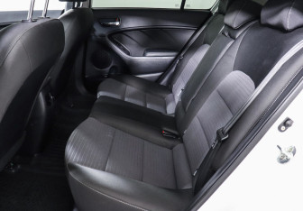 Подержанный автомобиль Kia Cerato Sedan 2018 года (11 фото)