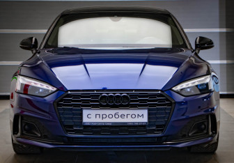 Подержанный автомобиль Audi A5 Liftback 2021 года (2 фото)