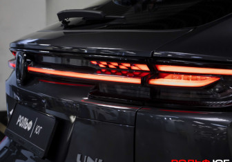 Подержанный автомобиль Changan UNI-K 2023 года (29 фото)