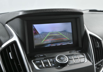 Подержанный автомобиль DongFeng AX7 2018 года (8 фото)