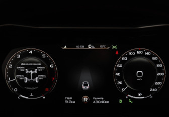 Подержанный автомобиль Geely Tugella 2023 года (11 фото)