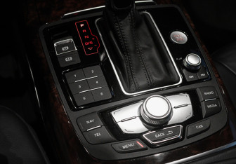 Подержанный автомобиль Audi A6 Sedan 2015 года (16 фото)