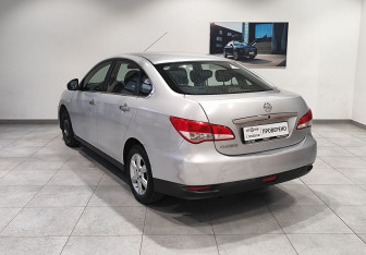 Подержанный автомобиль Nissan Almera Sedan 2013 года (7 фото)