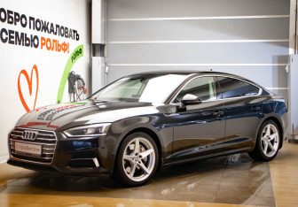 Подержанный автомобиль Audi A5 Liftback 2017 года (3 фото)