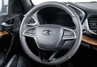 Подержанный автомобиль LADA (ВАЗ) Vesta Sedan 2023 года (14 фото)