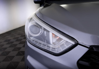 Подержанный автомобиль Hyundai Creta 2018 года (17 фото)