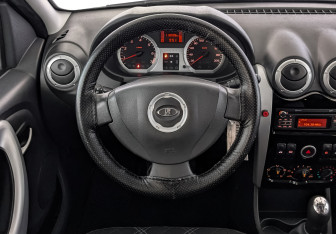 Подержанный автомобиль LADA (ВАЗ) Largus Wagon 2018 года (22 фото)