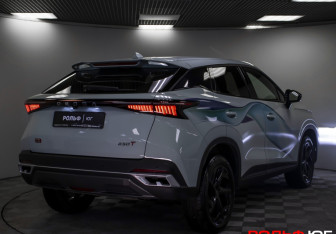 Подержанный автомобиль Omoda C5 2024 года (34 фото)