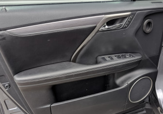 Подержанный автомобиль Lexus RX 2019 года (19 фото)