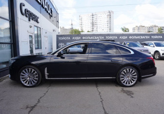 Подержанный автомобиль Hongqi H9 2023 года (8 фото)