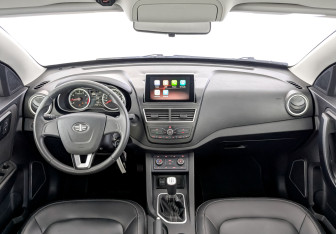 Подержанный автомобиль FAW Besturn X40 2021 года (14 фото)