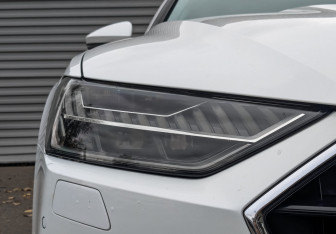 Подержанный автомобиль Audi A7 2022 года (17 фото)