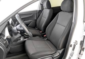 Подержанный автомобиль Kia Rio Sedan 2021 года (19 фото)
