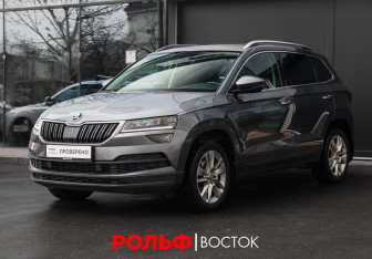 Подержанный автомобиль Skoda Karoq 2021 года (1 фото)