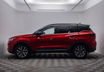Подержанный автомобиль Chery Tiggo 7 Pro 2022 года (8 фото)