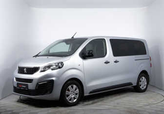 Подержанный автомобиль Peugeot Traveller 2018 года (1 фото)
