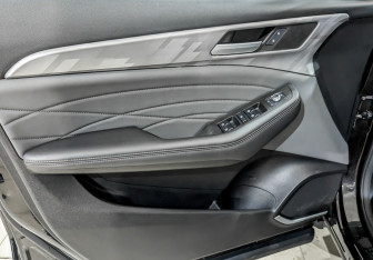 Подержанный автомобиль Haval F7x 2022 года (19 фото)