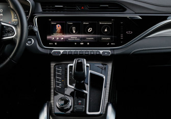 Подержанный автомобиль Geely Atlas Pro 2022 года (11 фото)