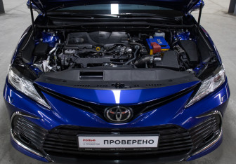 Подержанный автомобиль Toyota Camry Sedan 2021 года (9 фото)