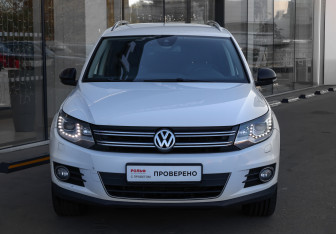 Подержанный автомобиль Volkswagen Tiguan 2013 года (2 фото)