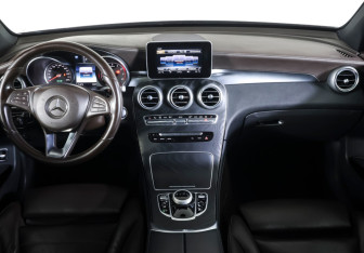 Подержанный автомобиль Mercedes-Benz GLC Coupe 2017 года (12 фото)