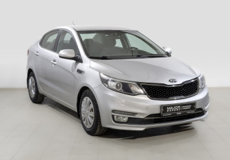 Подержанный автомобиль Kia Rio Sedan 2017 года (3 фото)