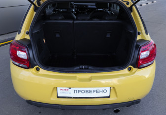 Подержанный автомобиль Citroen DS3 Hatchback 2012 года (9 фото)