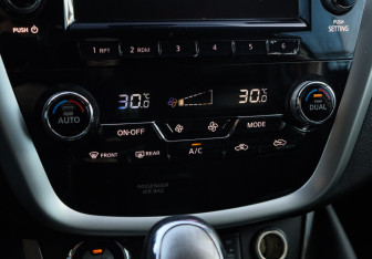 Подержанный автомобиль Nissan Murano Suv 2021 года (18 фото)