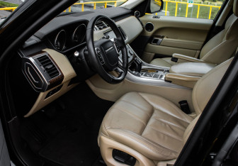 Подержанный автомобиль Land Rover Range Rover Sport 2014 года (12 фото)