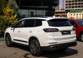 Подержанный автомобиль Chery Tiggo 8 Pro Max 2023 года (5 фото)