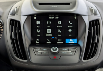 Подержанный автомобиль Ford Kuga 2018 года (15 фото)