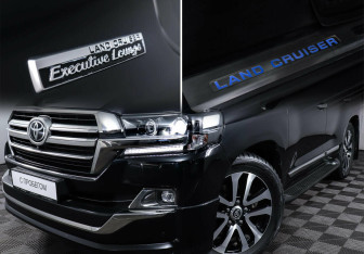 Подержанный автомобиль Toyota Land Cruiser Suv 2019 года (7 фото)