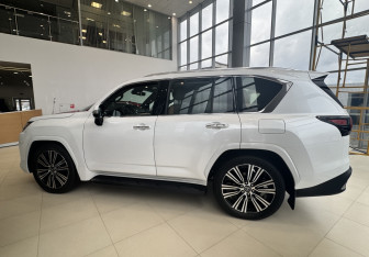 Новый Lexus LX 2024 (3 фото)
