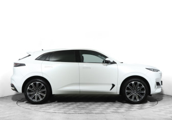 Подержанный автомобиль Changan UNI-K 2024 года (4 фото)