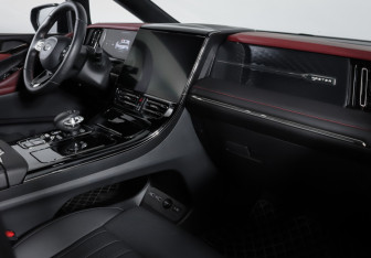 Подержанный автомобиль GAC M8 2024 года (9 фото)