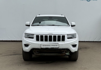 Подержанный автомобиль Jeep Grand Cherokee 2013 года (2 фото)